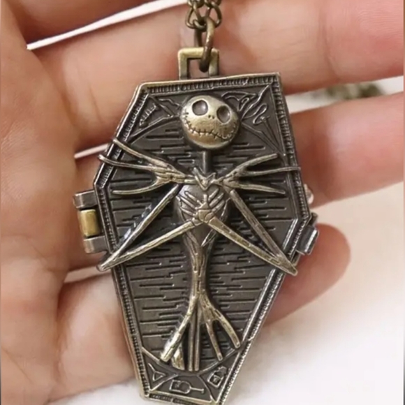 Jack Skellington Nightmare before christmas pocket watch.Other Styles Available - Picture 3 of 5